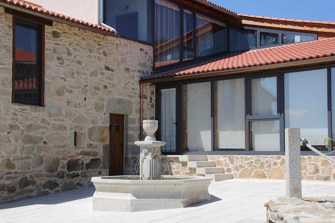 Апартаменты O Yunque Casa Ferrador Ribeira Sacra Собер Экстерьер фото